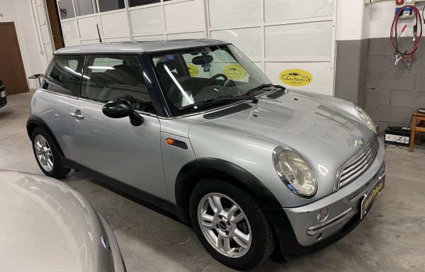 MINI  ONE  1.600 CC.  BENZ.